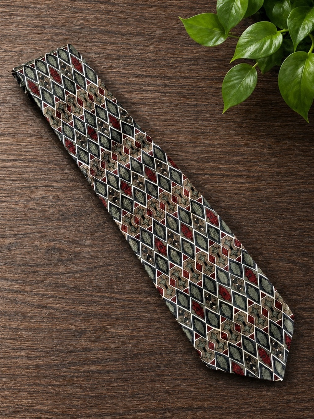 L’Homme Vintage Luxury Italian Silk Tie | Geometric Pattern